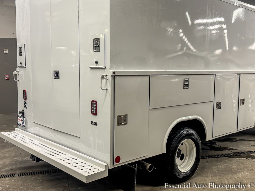 Used 2024 Ford E-350 Cutaway - photo 6