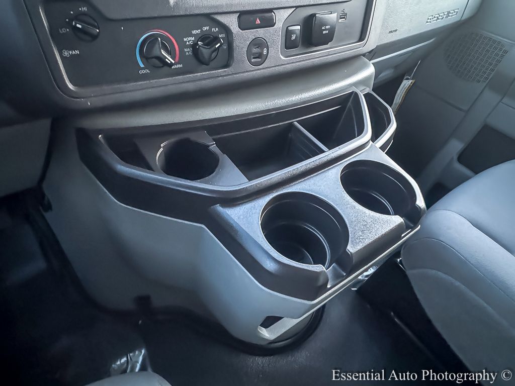 Used 2025 Ford E-350 Cutaway - photo 13