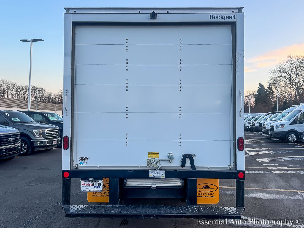 Used 2025 Ford E-350 Cutaway - photo 4
