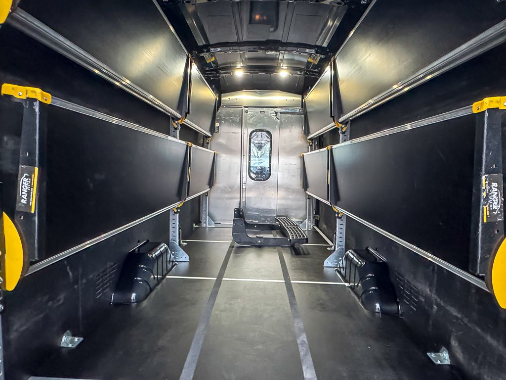Used 2023 Ford Transit 250 High Roof Empty Cargo Van - photo 17