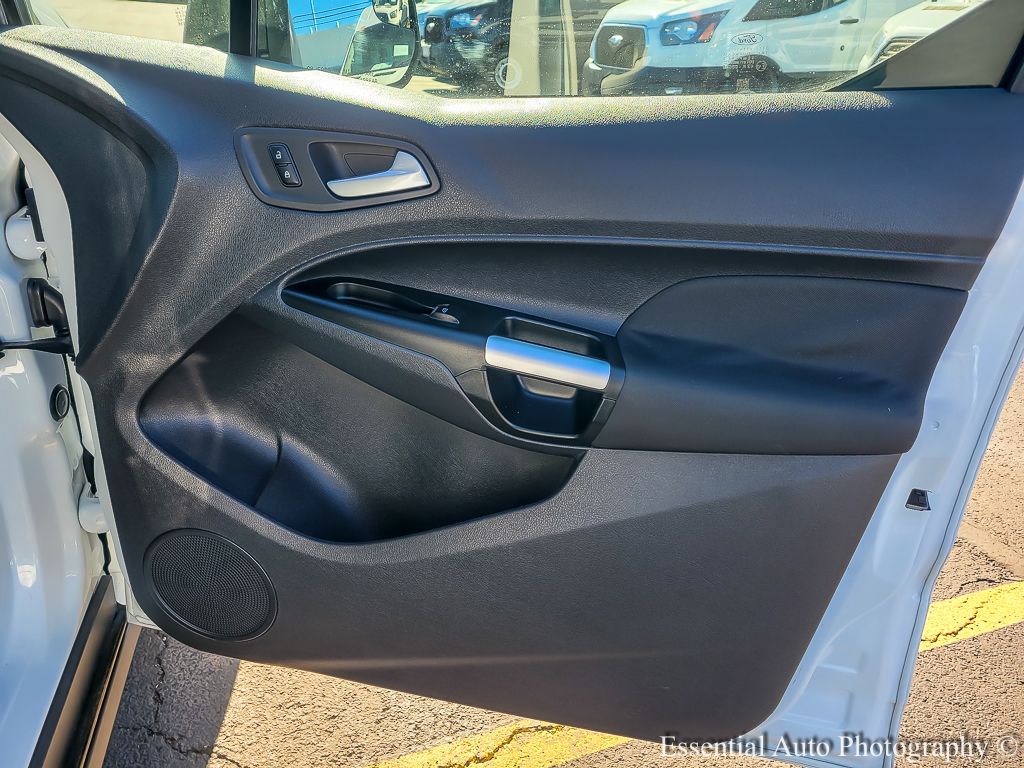 Used 2017 Ford Transit Connect Empty Cargo Van - photo 17