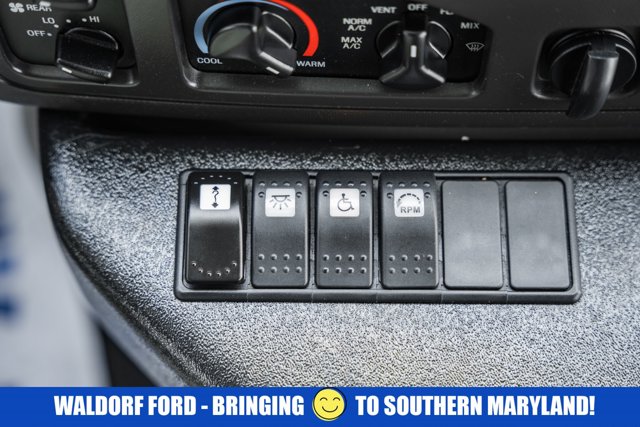 Used 2015 Ford E-350 Cutaway - photo 26