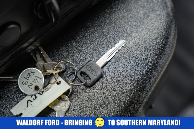 Used 2015 Ford E-350 Cutaway - photo 42