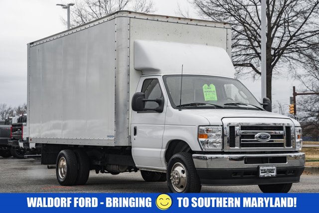 Used 2024 Ford E-450 Cutaway - photo 42