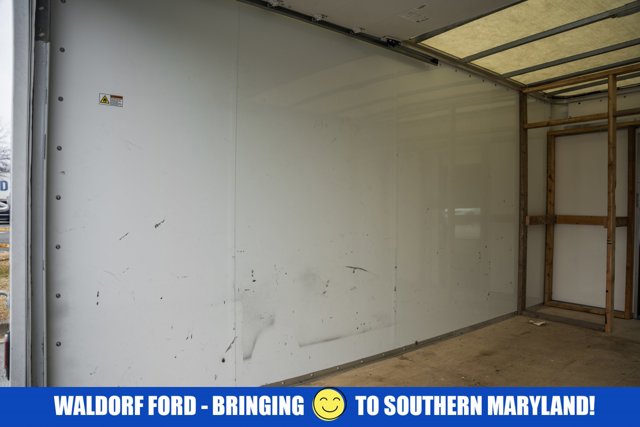 Used 2024 Ford E-450 Cutaway - photo 9