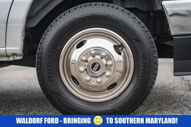 Used 2024 Ford E-450 Cutaway - photo 16