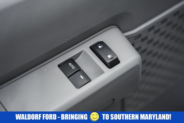 Used 2024 Ford E-450 Cutaway - photo 36