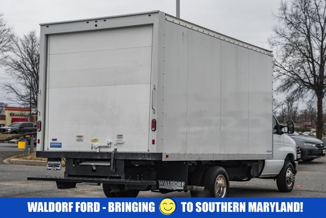 Used 2024 Ford E-450 Cutaway - photo 3