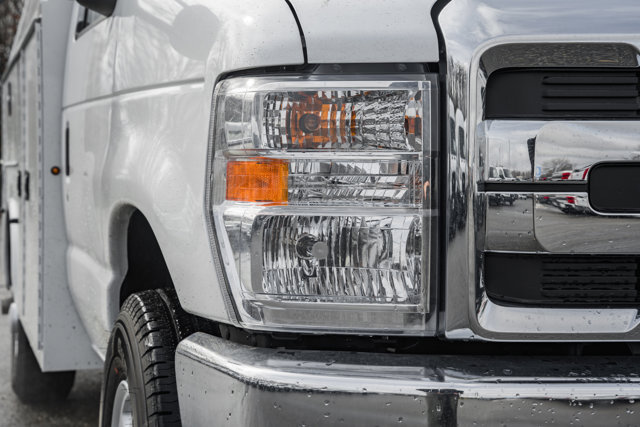 New 2026 Ford E-350 Cutaway - photo 15