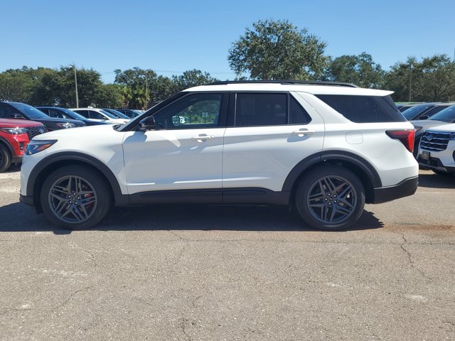 New 2026 Ford Explorer ST - photo 7