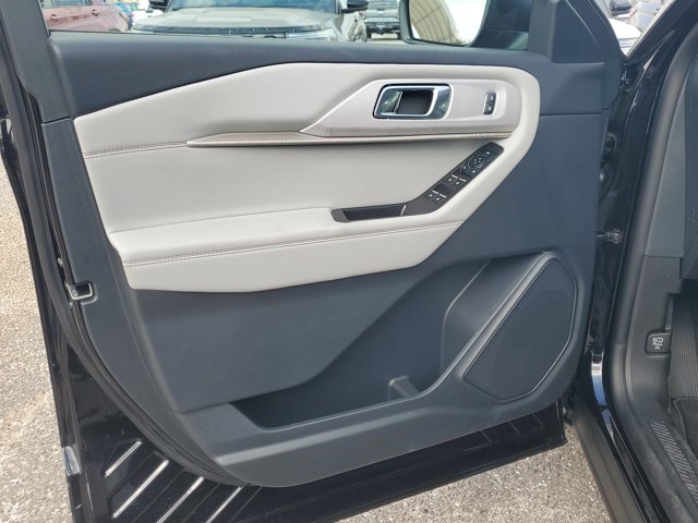 New 2026 Ford Explorer ACTIV - photo 17