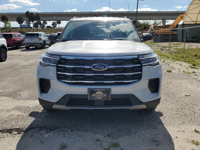 New 2026 Ford Explorer - photo 2