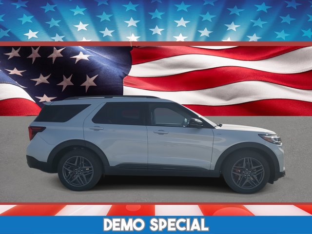 New 2026 Ford Explorer ST-Line - photo 4