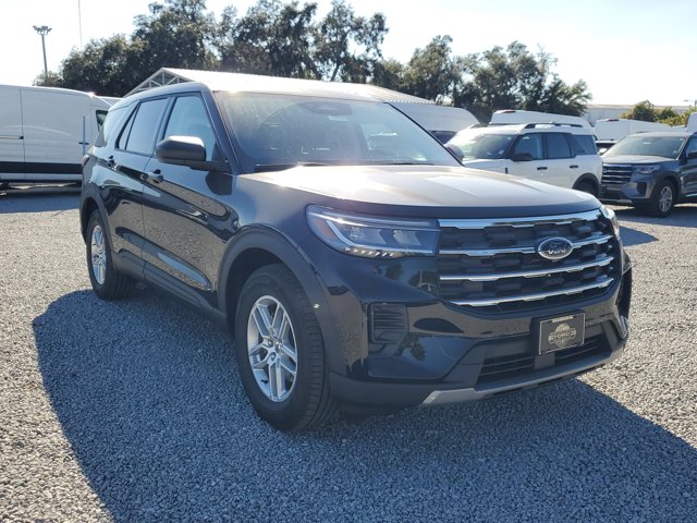 New 2026 Ford Explorer - photo 2