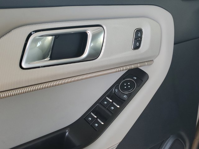 New 2026 Ford Explorer ACTIV - photo 17