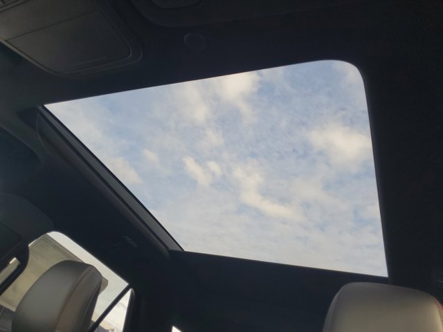 New 2026 Ford Explorer - photo 2