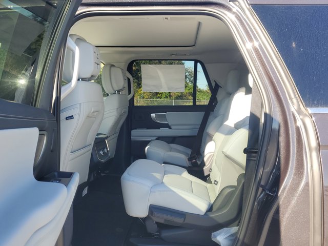 New 2026 Ford Expedition MAX Platinum - photo 8