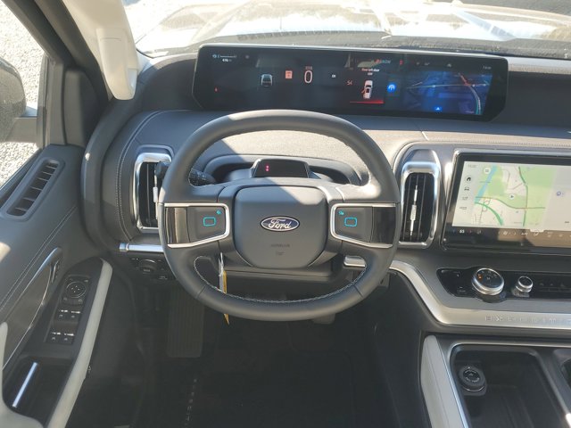 New 2026 Ford Expedition Platinum - photo 15
