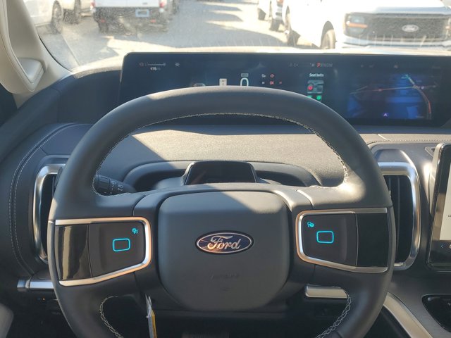 New 2026 Ford Expedition Platinum - photo 18