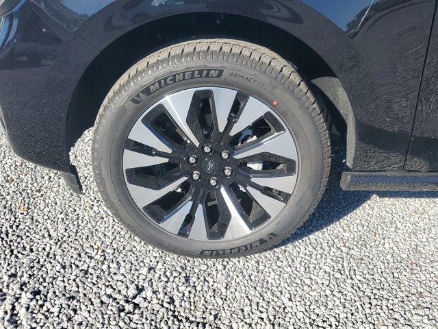 New 2026 Ford Expedition Platinum - photo 5