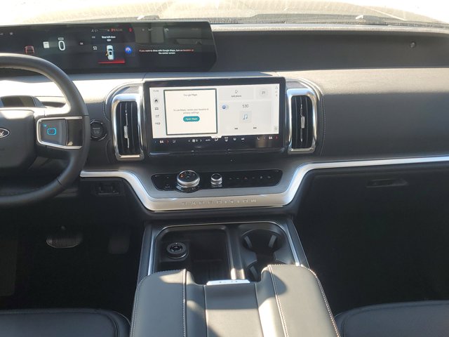 New 2026 Ford Expedition Platinum - photo 16