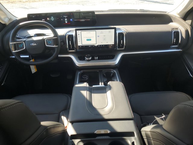 New 2026 Ford Expedition Platinum - photo 14