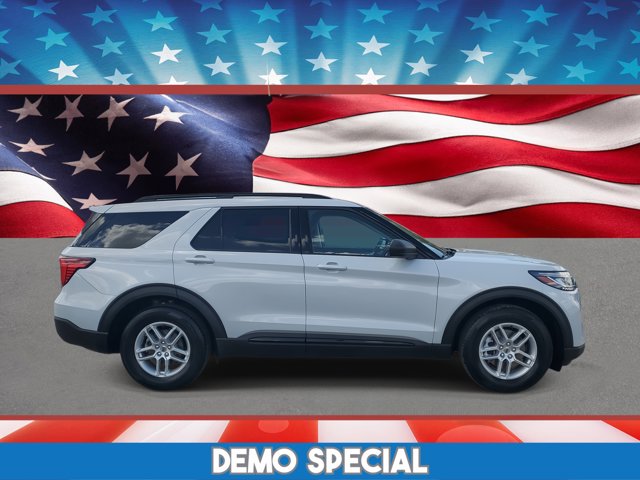 New 2026 Ford Explorer - photo 2