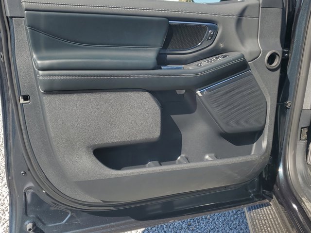 New 2026 Ford Expedition Platinum - photo 16