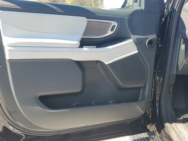 New 2026 Ford Expedition Platinum - photo 20