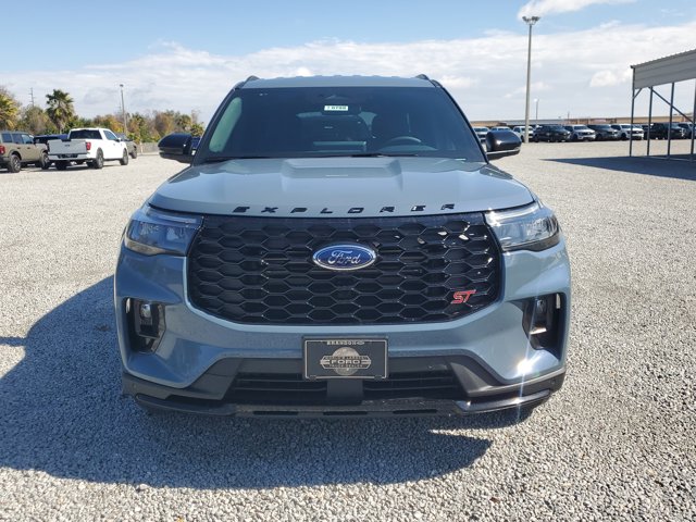 New 2026 Ford Explorer ST - photo 3