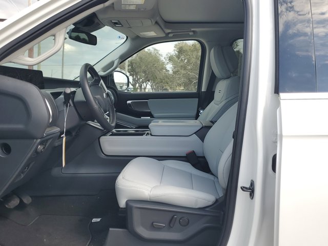 New 2026 Ford Expedition Platinum - photo 18