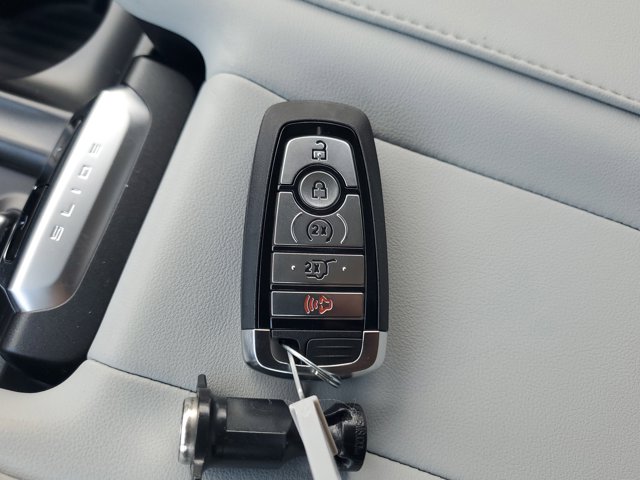 New 2026 Ford Expedition Platinum - photo 22