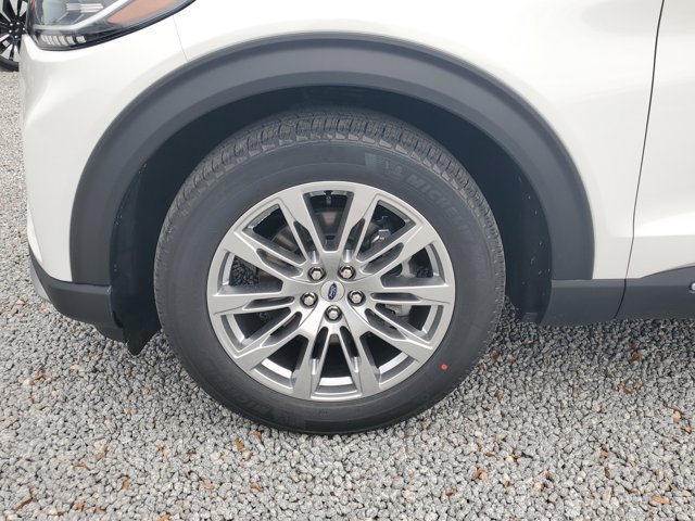 New 2026 Ford Explorer Platinum - photo 7