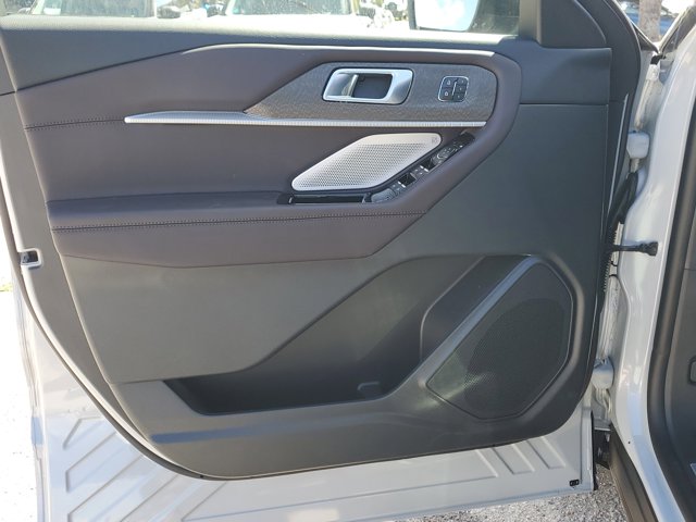 New 2026 Ford Explorer Platinum - photo 17