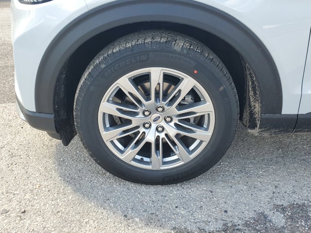 New 2026 Ford Explorer Platinum - photo 6