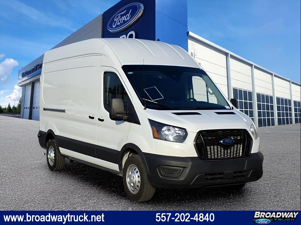 Used 2023 Ford Transit 350 - photo 1