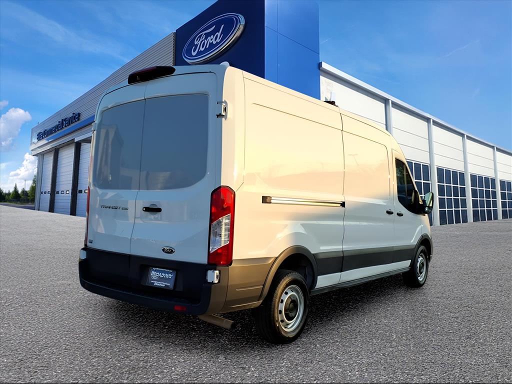 Used 2023 Ford Transit 250 - photo 2
