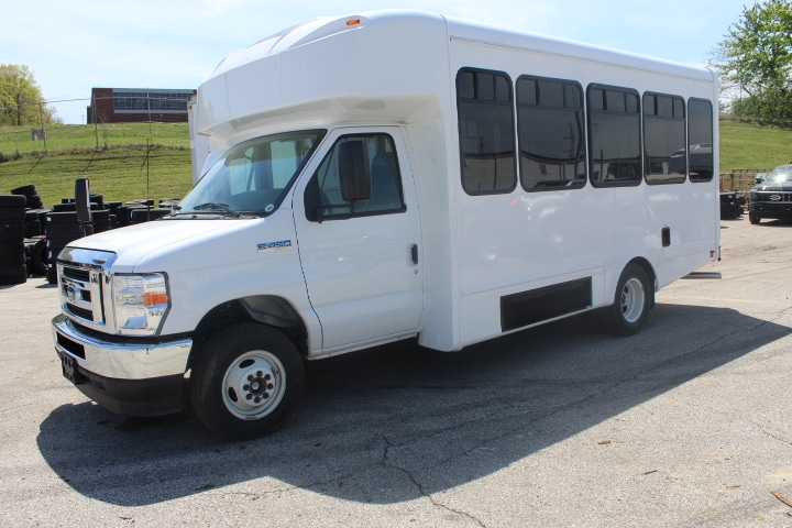 New 2025 Ford E-450 Cutaway - photo 8