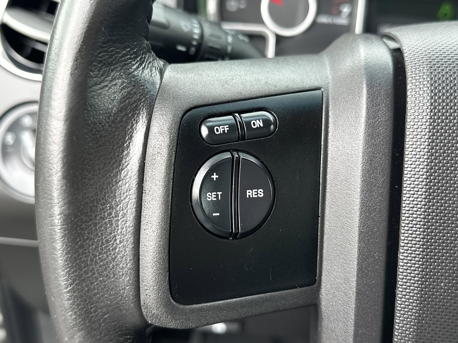 Used 2008 Ford Expedition XLT SUV - photo 16