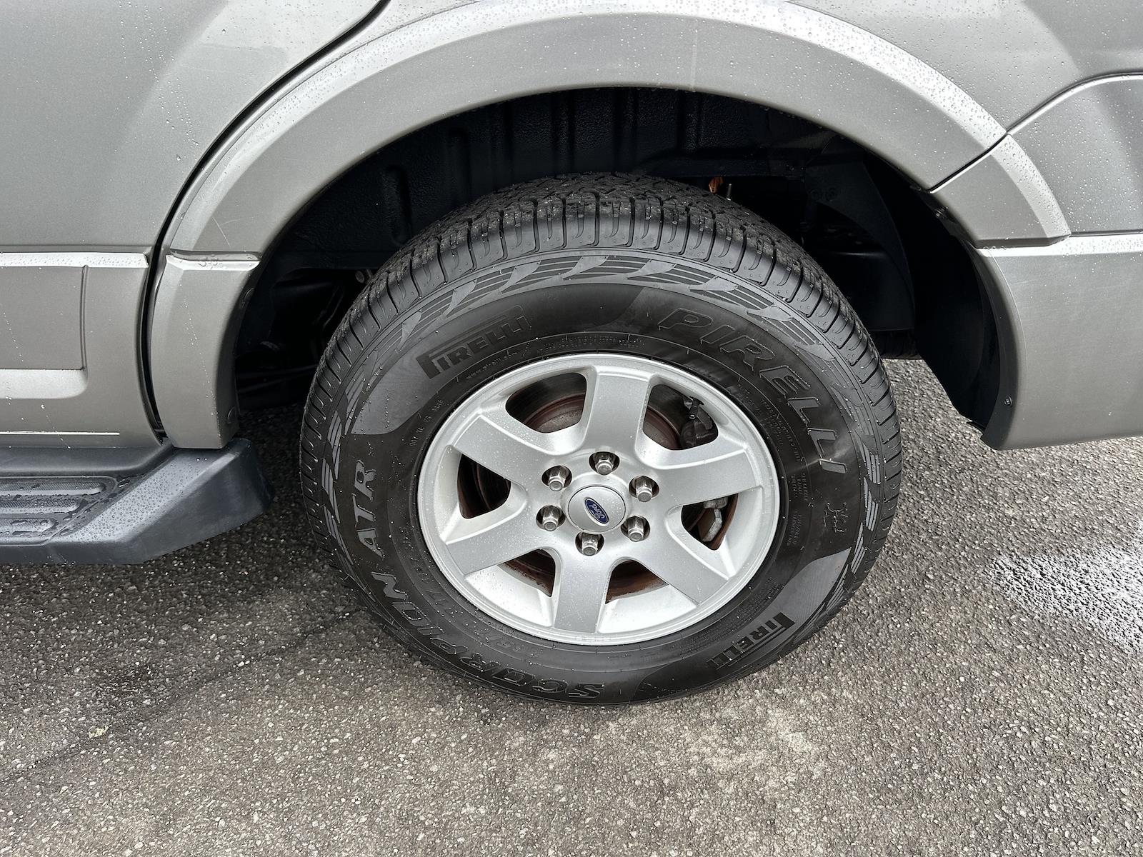 Used 2008 Ford Expedition XLT SUV - photo 25