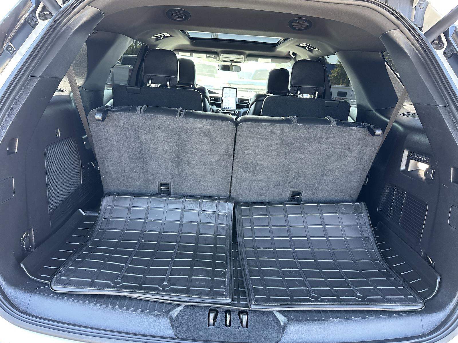 Used 2020 Ford Explorer ST 4WD SUV - photo 5