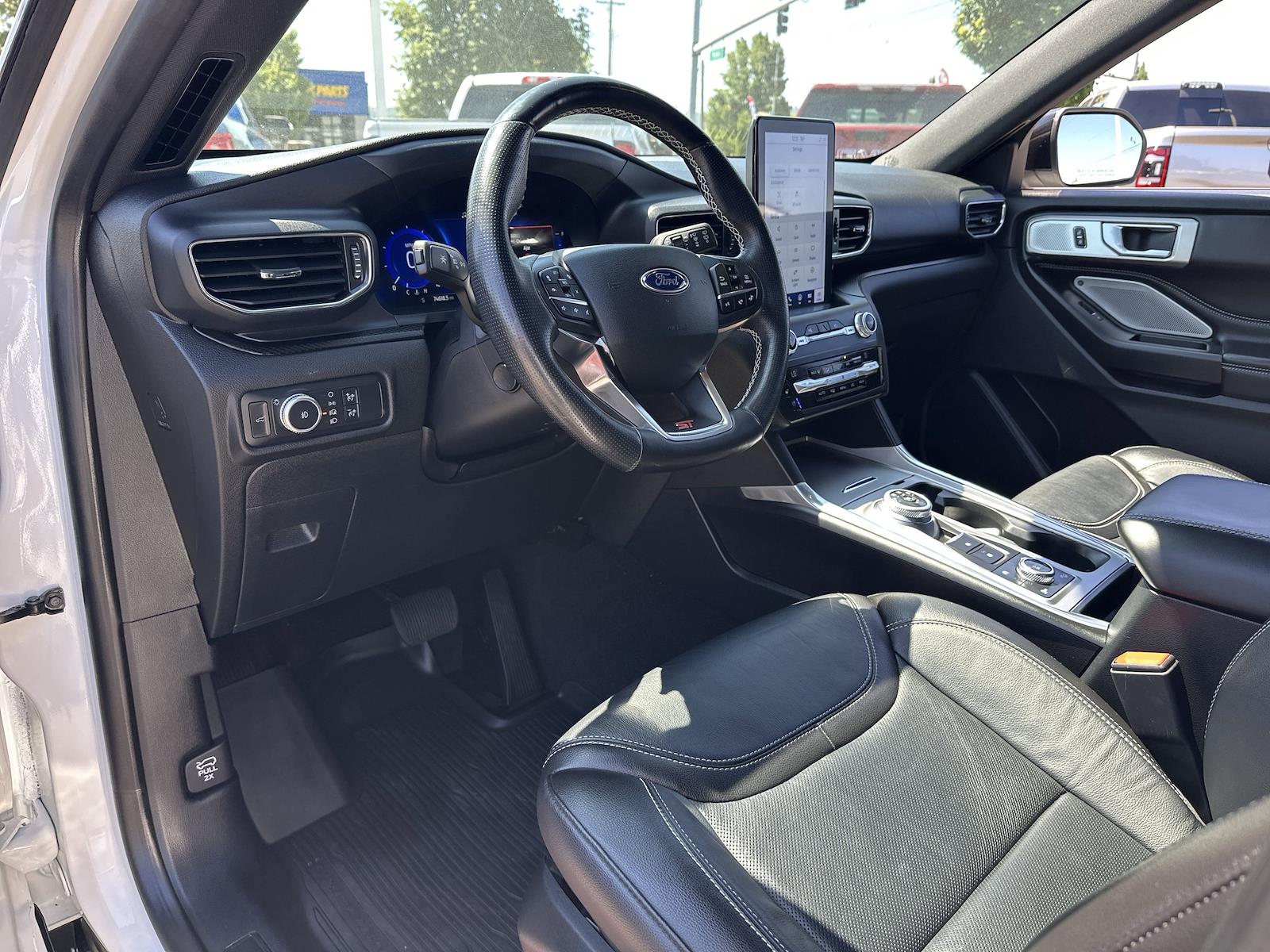 Used 2020 Ford Explorer ST 4WD SUV - photo 9