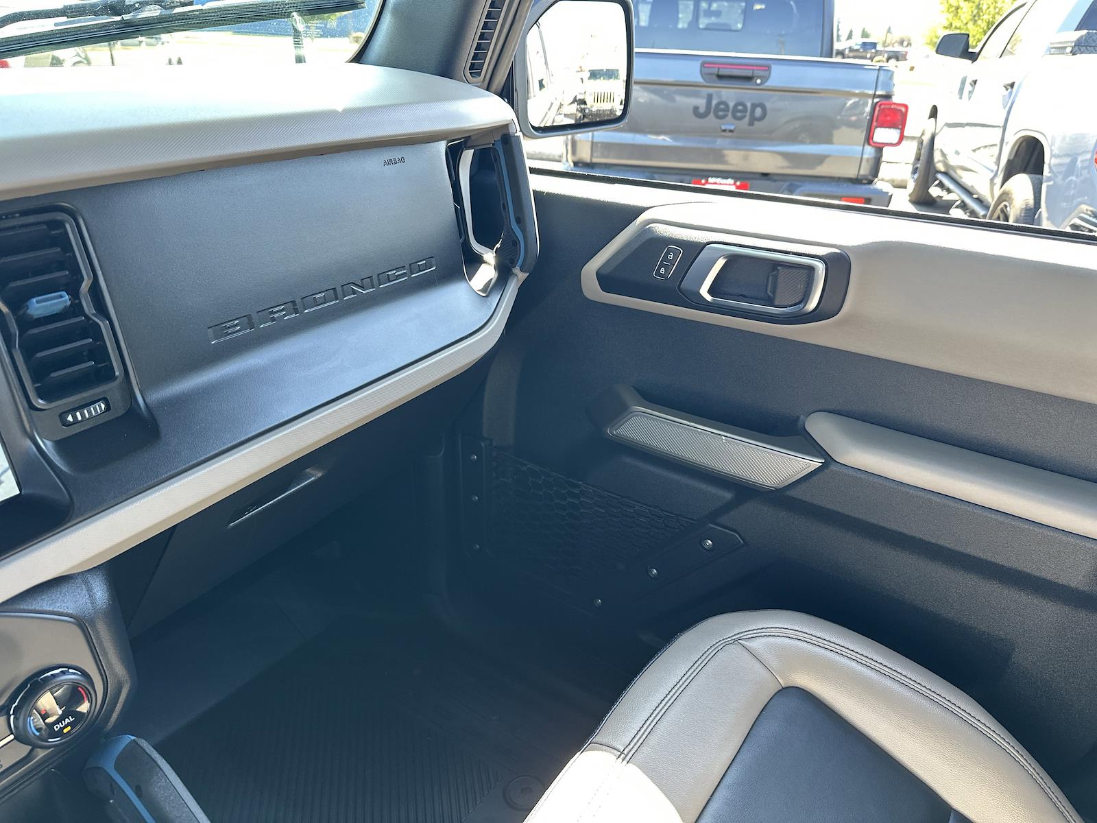 Used 2022 Ford Bronco Wildtrak AWD SUV - photo 24