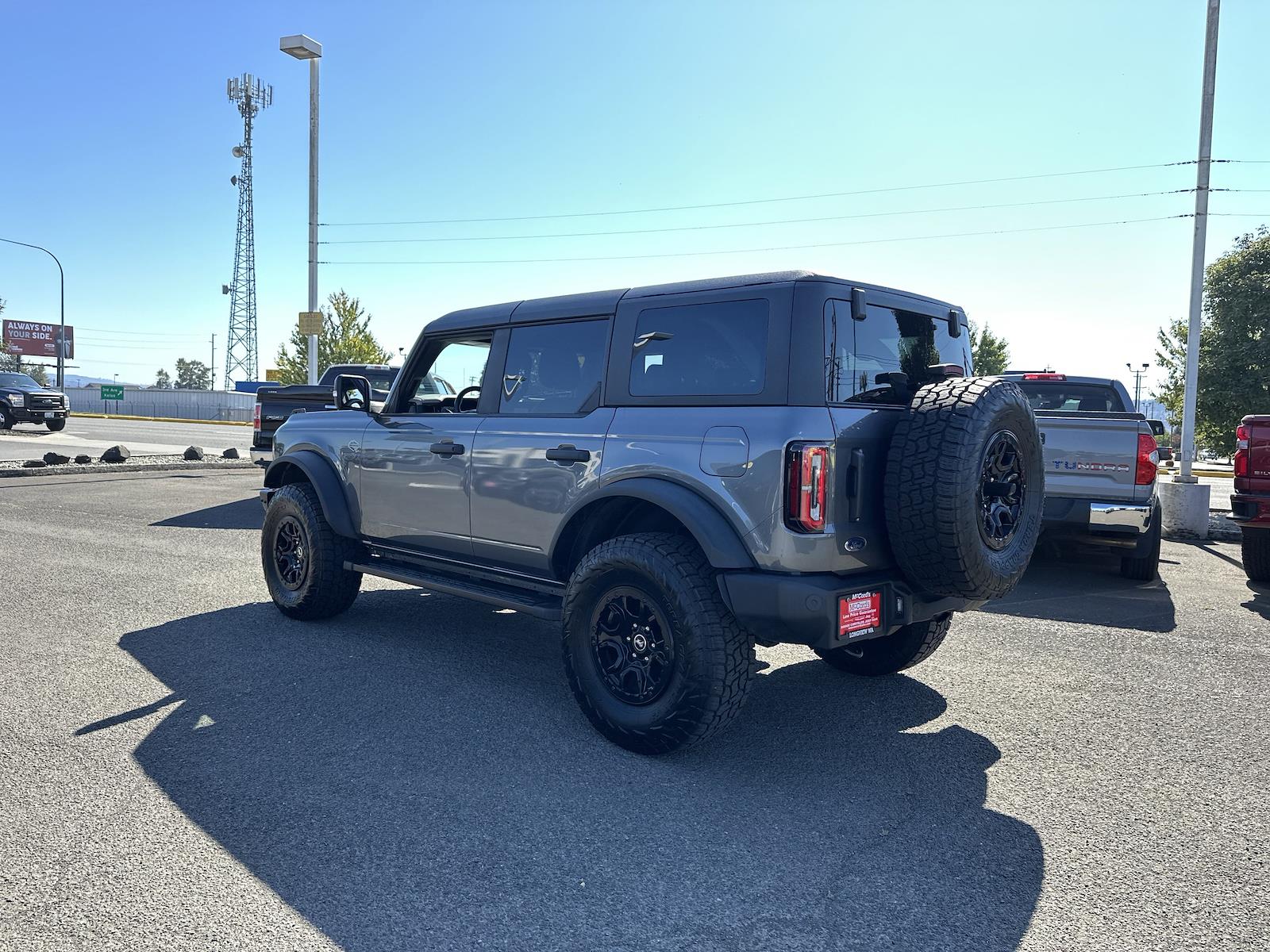 Used 2022 Ford Bronco Wildtrak AWD SUV - photo 3