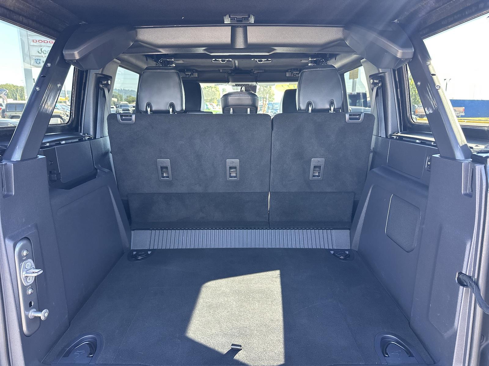 Used 2022 Ford Bronco Wildtrak AWD SUV - photo 5