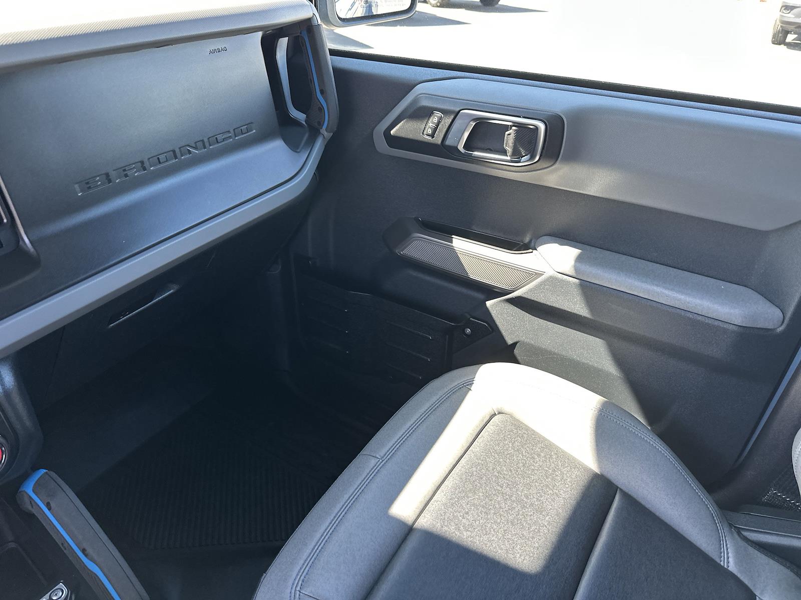 Used 2021 Ford Bronco Black Diamond AWD SUV - photo 24