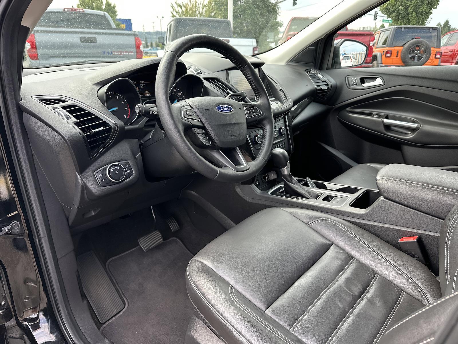 Used 2017 Ford Escape Titanium 4x4 SUV - photo 9