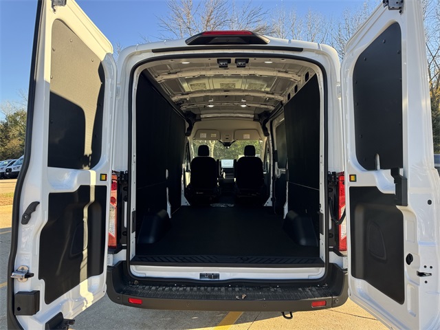 New 2026 Ford Transit 250 Medium Roof Empty Cargo Van - photo 31
