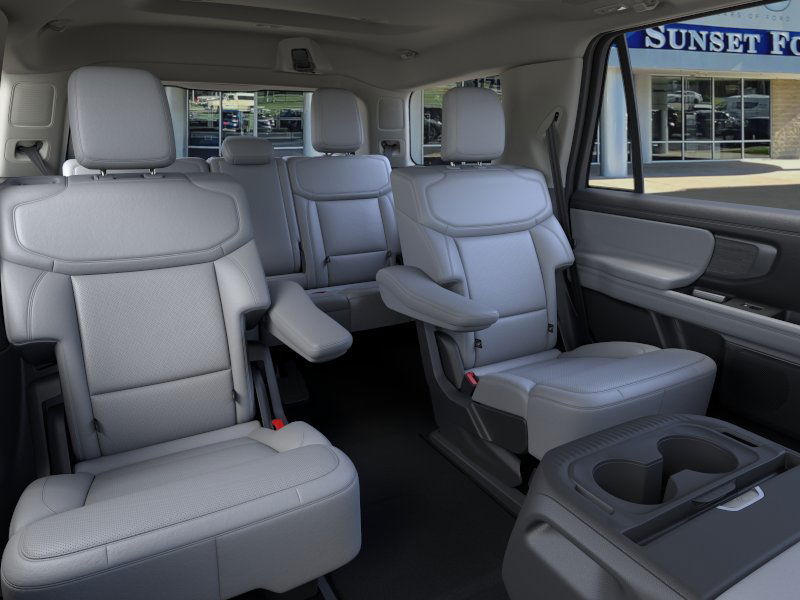 New 2026 Ford Expedition Platinum - photo 11