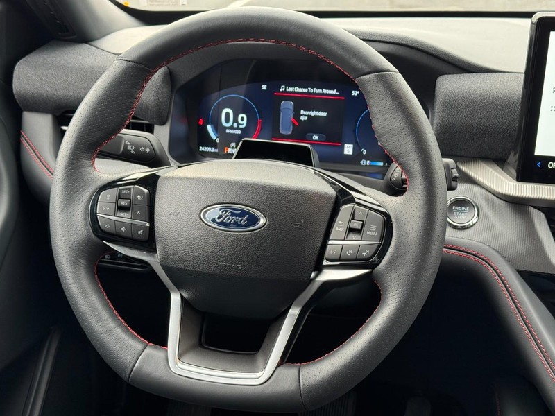 Used 2025 Ford Explorer ST-Line - photo 11